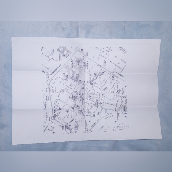 Red Queen Glass Sword by Victoria Aveyard - Picture 9 of 9